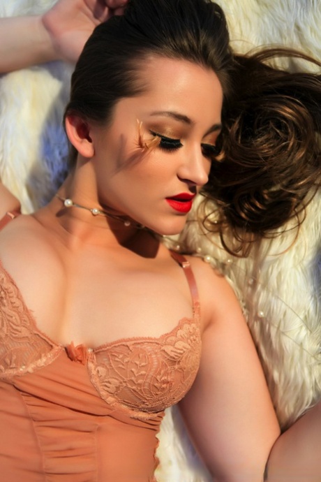 Dani Daniels modelo desnudo archivo