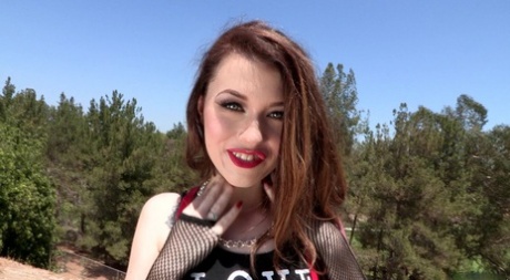 Misha Cross desnudos de estrellas porno imágenes