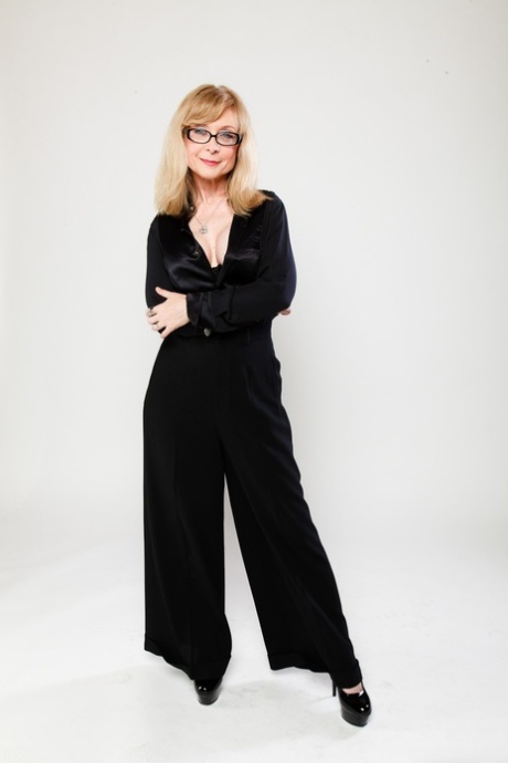 Nina Hartley estrella pornografica imágenes